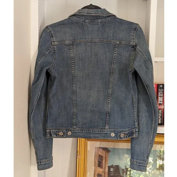 Levi's Medium Wash Denim Jacket - Picture 2 of 2